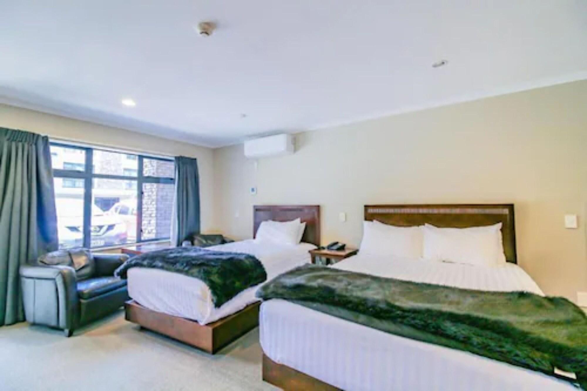 Aotea Motor Lodge Уангануй Екстериор снимка A room at the hotel